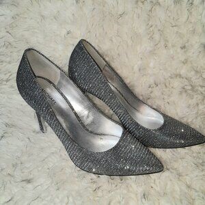 8-1/2 - Michael by Michael Kors 4" Silver Pumps